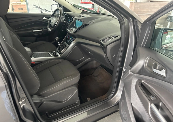 Ford Kuga cena 69900 przebieg: 76297, rok produkcji 2018 z Wyszków małe 781